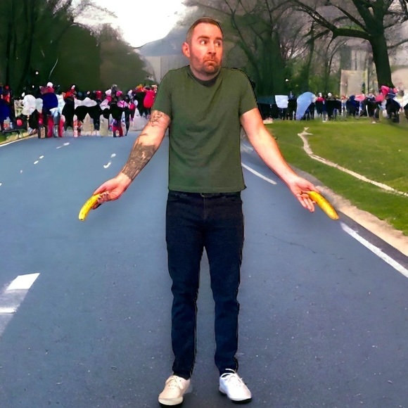 Banana Republic Other - Banana Republic Crew Neck Green Short Sleeve Shirt - Medium